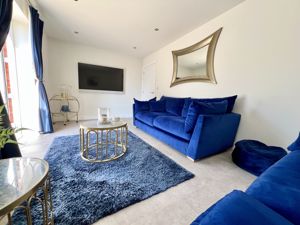 Photo 7- click for photo gallery